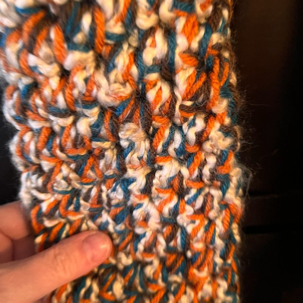 HandKnit Scarf - Picture 3 of 3